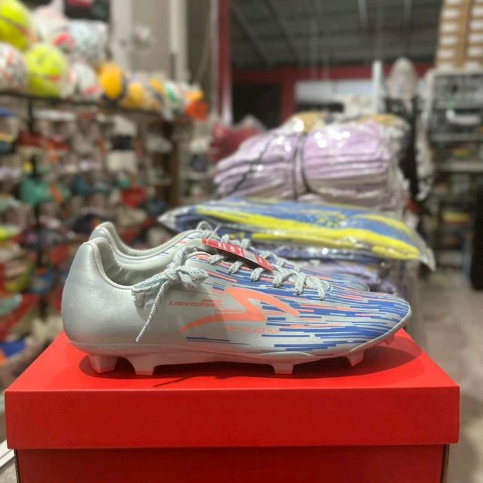 specs lightspeed rebon original