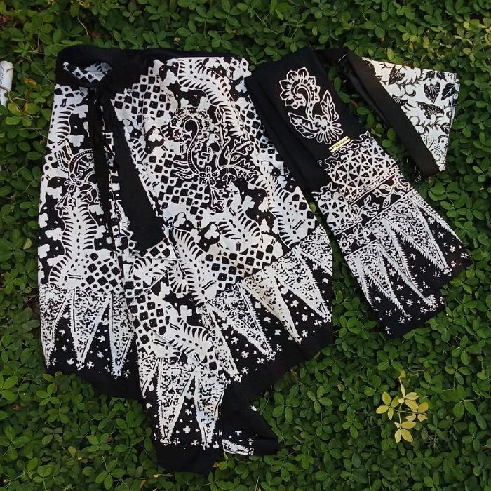 Kapuronto Sembong Batik Komplit Sembong Banyuwangi Instan Lengkap Dengan Udeng Sederhana Dan Syal Ko