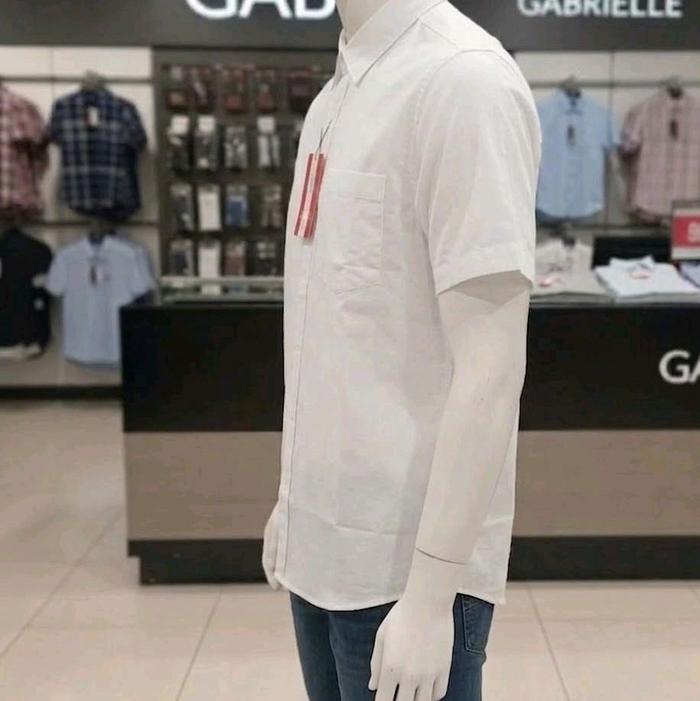 KEMEJA PRIA LENGAN PENDEK WARNA PUTIH GABRIELLE JEANS