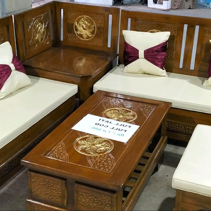Kursi Tumpuk Bahan Full Jati dengan Desain Elegan dan Kualitas Terbaik untuk Ruang Tamu Anda