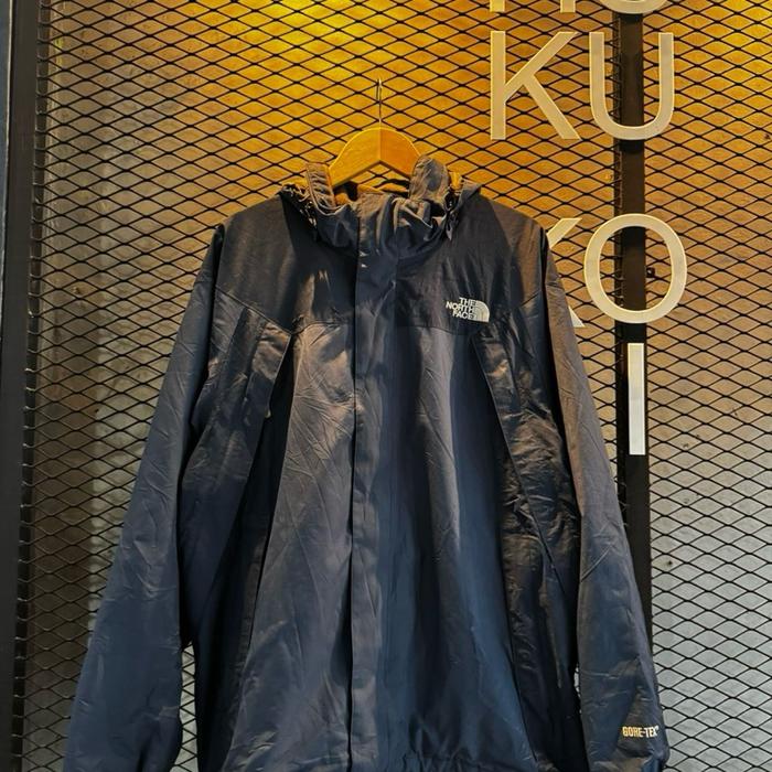 Jaket tnf goretex original preloved