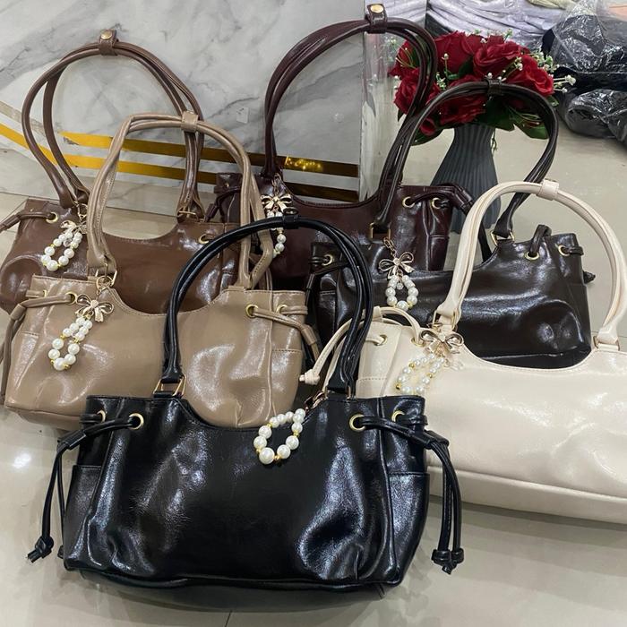 Shoulder bag ceka