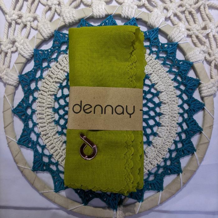 Hijab Segiempat Logo D Khusus Warna Hijau Lemon Nyaman Lembut