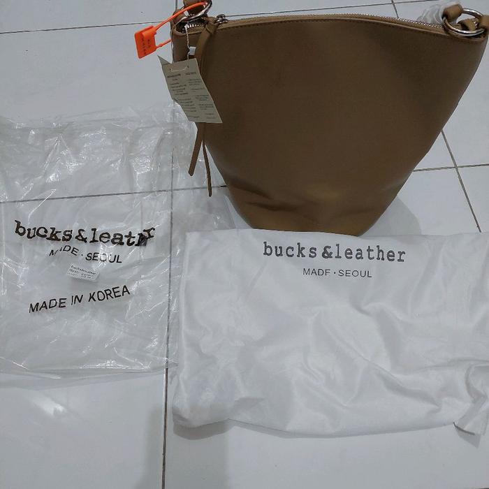 Tas wanita merk Bucks Leather Bucket Bag (NEW) sling and shoulder bag