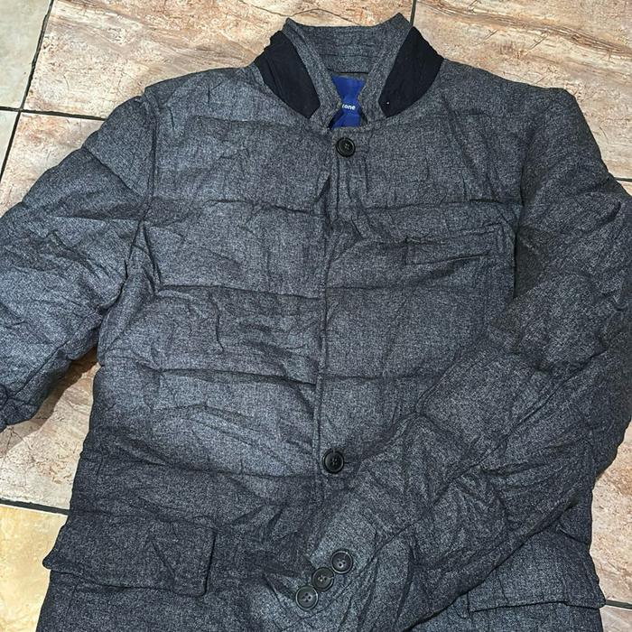 Jaket Pria Hitam Frank stone dengan Desain Klasik dan Tombol Hitam
