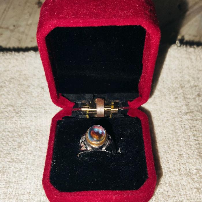 media cincin bertuah keselamatan