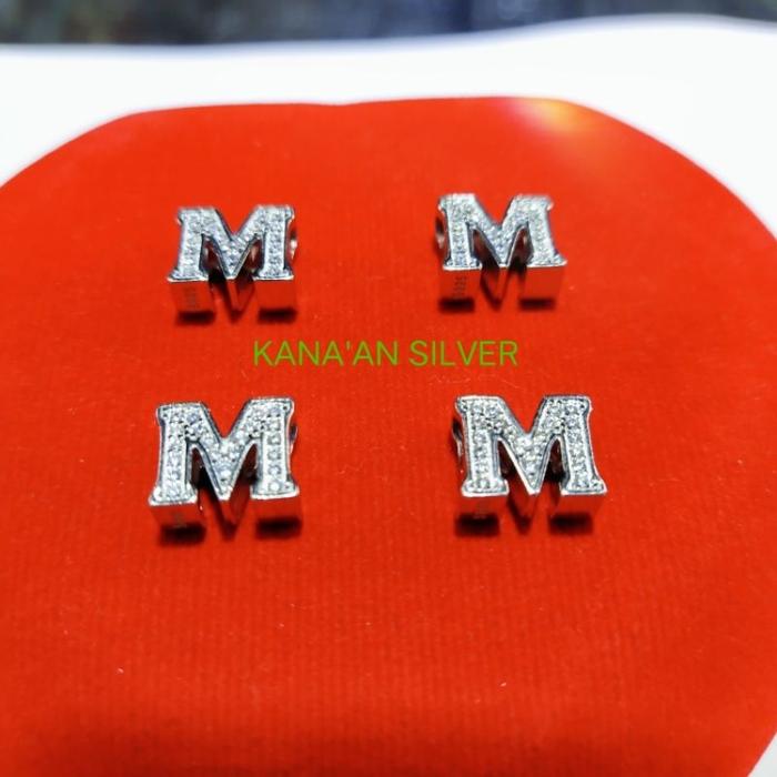 Liontin perak asli 925 /buah kalung model tusuk huruf (M) mata zircon putih kilau /Silver lapisan em
