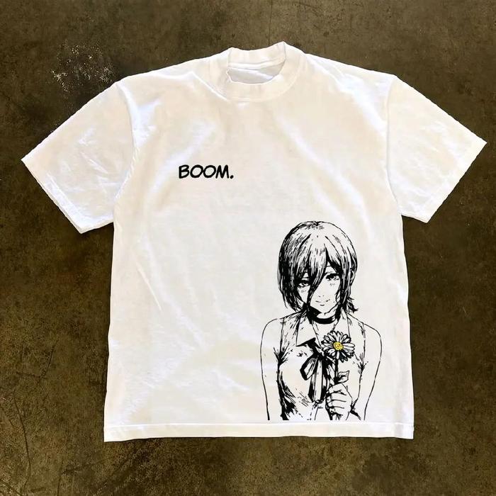 [COD] Kaos Hitam Cowok Cewek Motif Anime Japan Reze Chainsaw Man Tulisan BOOM Bunga Kuning / Baju At