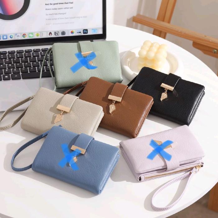 DOMPET MEDIUM PRETTYZYS BISA BUAT PASPORT MUAT BANYAK / PT26-2475