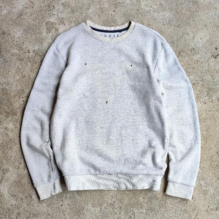 Crewneck Guess Abu Abu Pria