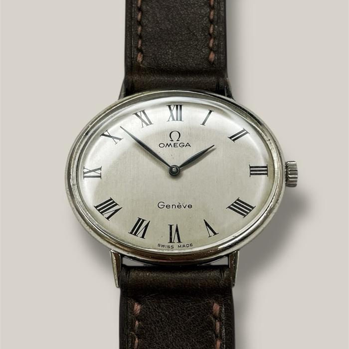 Omega geneve ouval Roman Dial