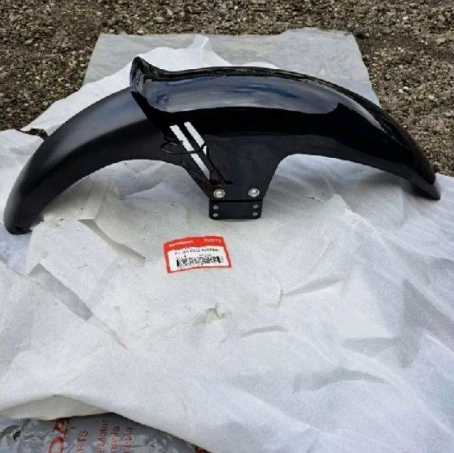 slebor selebor spakbor sepakbor fender depan glpro gl pro glmax gl max hitam ori ahm honda