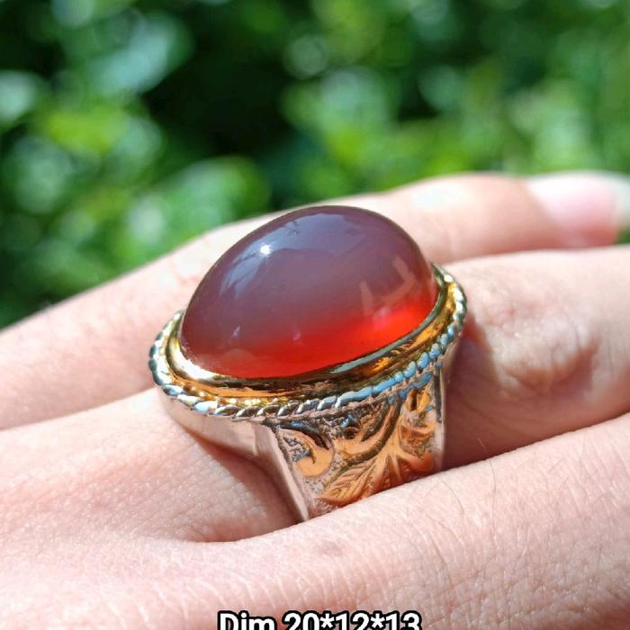 Cincin Pria Anggur Obi Nukleus Alas Merah Dim 18x12x12 Desain Elegan untuk Pria