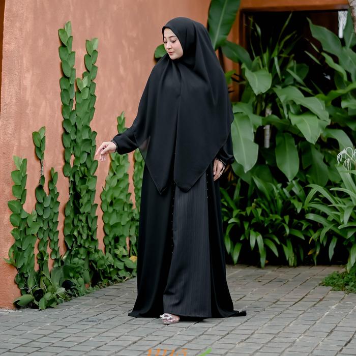 Aisha Abaya by Nuo Lambra