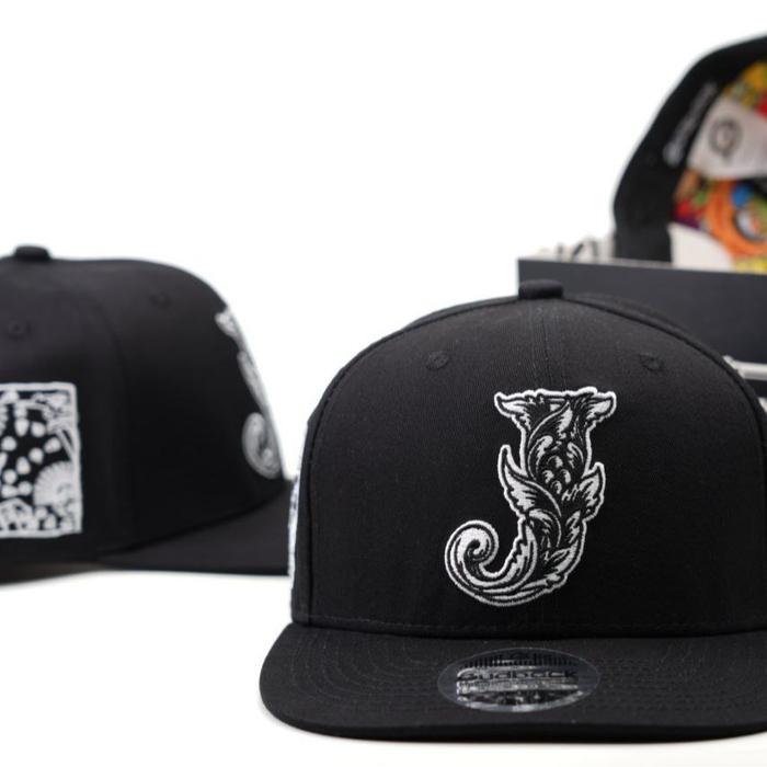 Topi Snapback Jakarta Batik Hitam