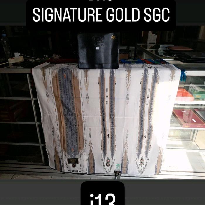 Sarung BHS SIGNATURE GOLD SGC-PUTIH-i13