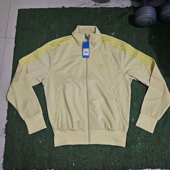 Adidas original firebird tt jaket bright yelllow bnwt 