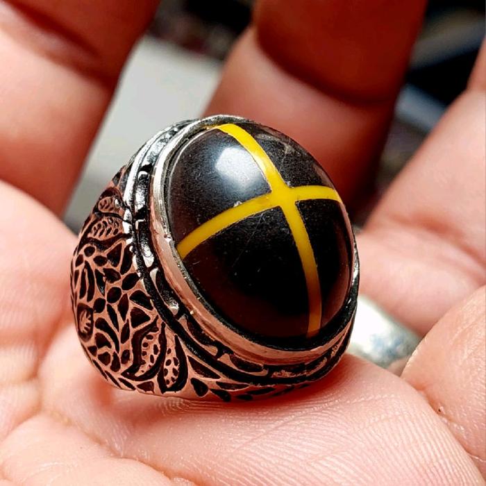 Cincin batu kelor tapak jalak serat emas