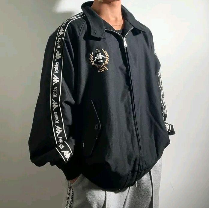 JAKET KAPPA X GU HARINGTON HITAM PRIA