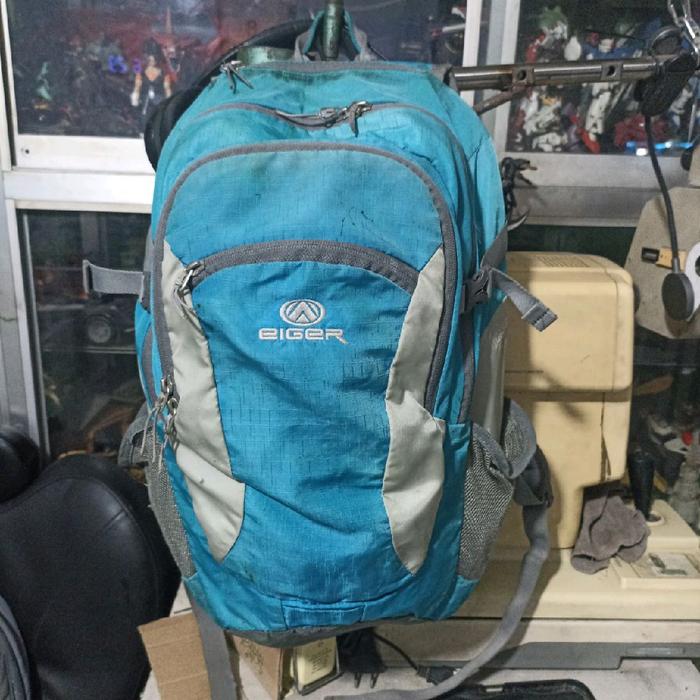 tas ransel sekolah eiger fluid 22 logo lama