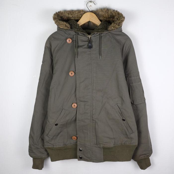 JAKET AVIREX PARKA COLD WEATHER ARMY WINTER SHERPA JK282 SIZE M FIT L
