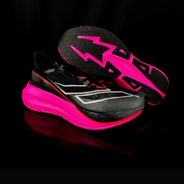 Sepatu Running Mills Enermax