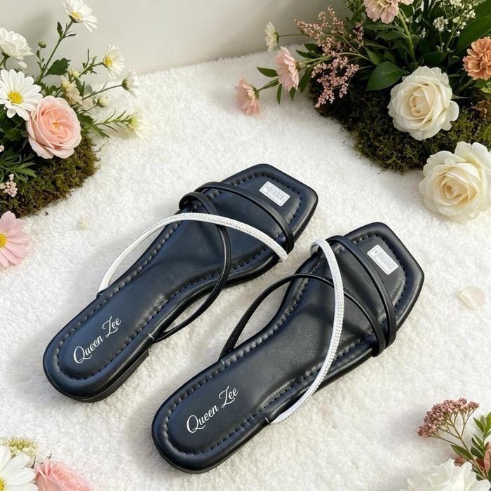 Queen Zee sandal flat wanita desain elegan kekinian