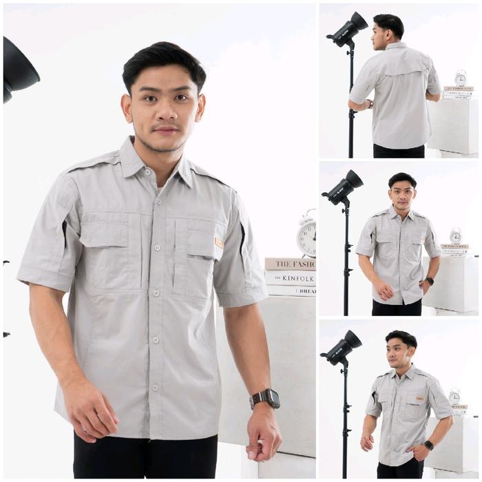 SAMONE- STRIPE PENDEK BAHAN KANVAS PRIA UNTUK KANTOR DAN FORMAL UKURAN NORMAL DAN JUMBO Baju kaos