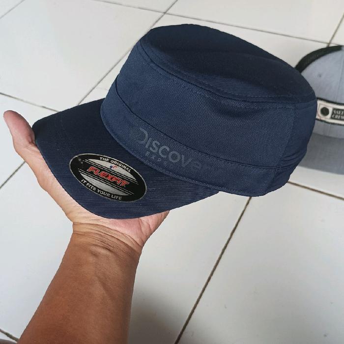 topi discovery komando second
