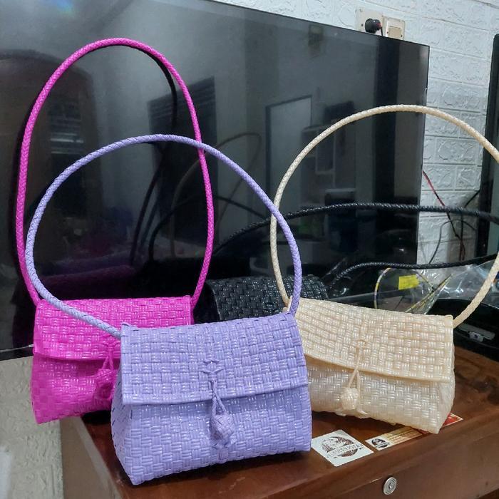 Majid Tas Handmade Tas Selempang wanita