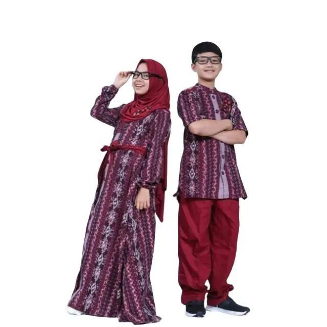 KOKO ANAK DANNIS TA D TENUN WARNA MAROON