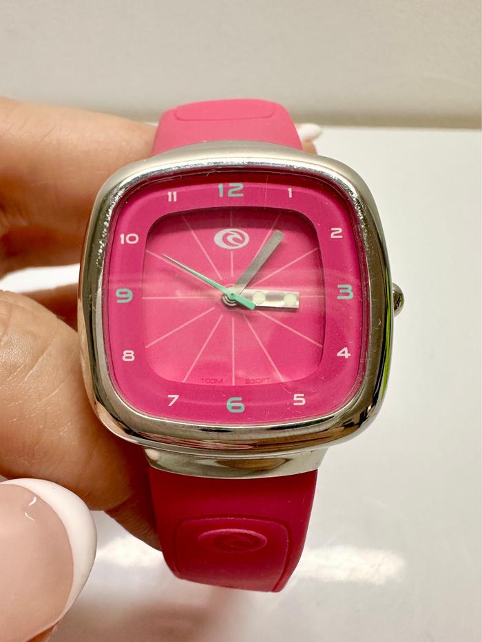 Preloved Jam Tangan Wanita Women's Classic Surf Watch Rip Curl Holly A2345G - Pink