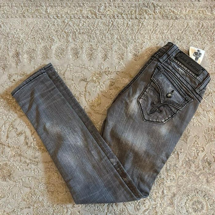 Rock Revival Woman size 27
