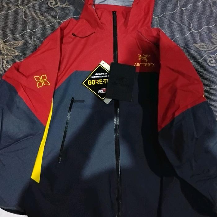 Arcteryx x Songstam Beta AR