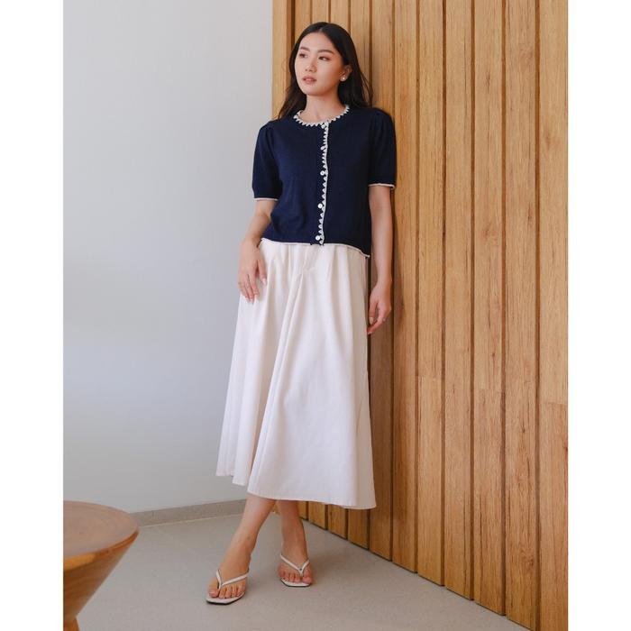 Wanderlust - Laine Knit Top