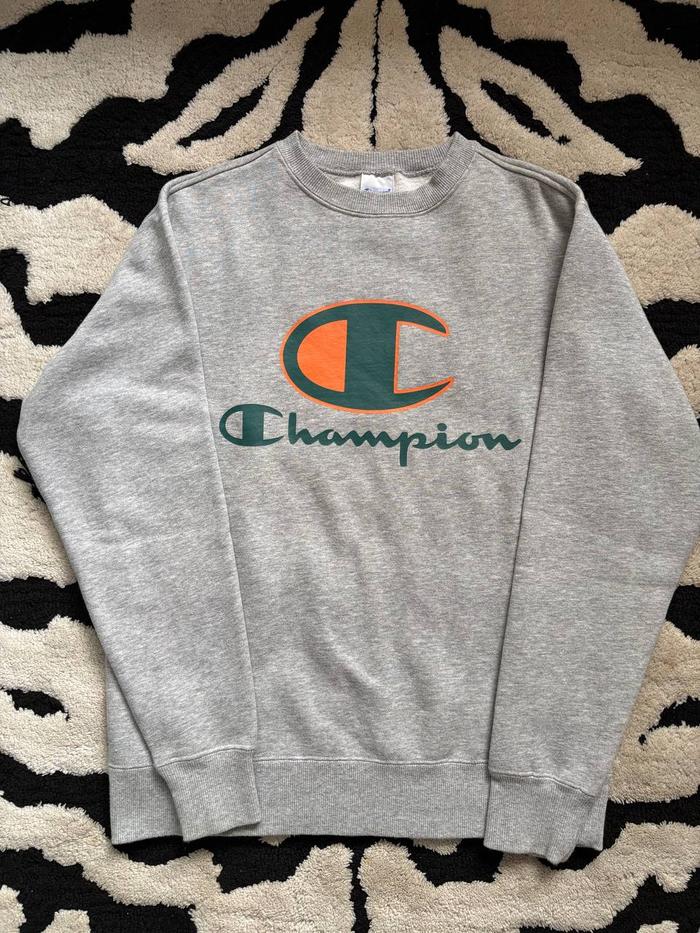 Sweater Abu Abu, Orange, Hijau Graphic Logo Champion Original - Size M - Champion Sweater, Jacket - 
