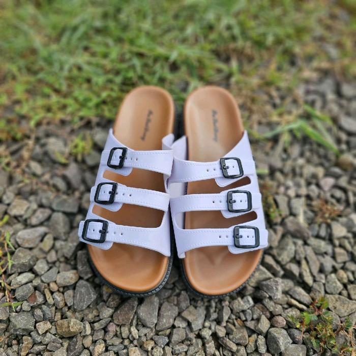 Sandal Selop Wanita Sandal Jelly Tali Gesper Ban 3 Terbaru - FLD225-B3