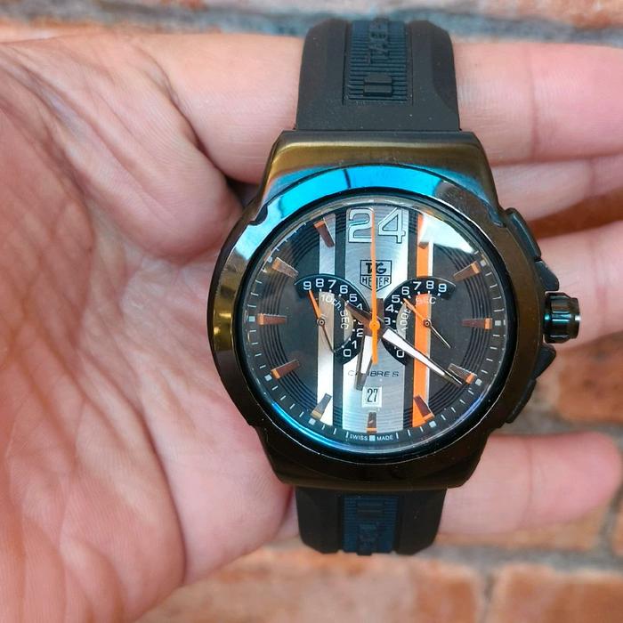 Jam tangan tag heur calibre 5 spedoometer