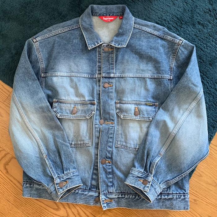 SUPREME Distressed selvedge trucker jacket