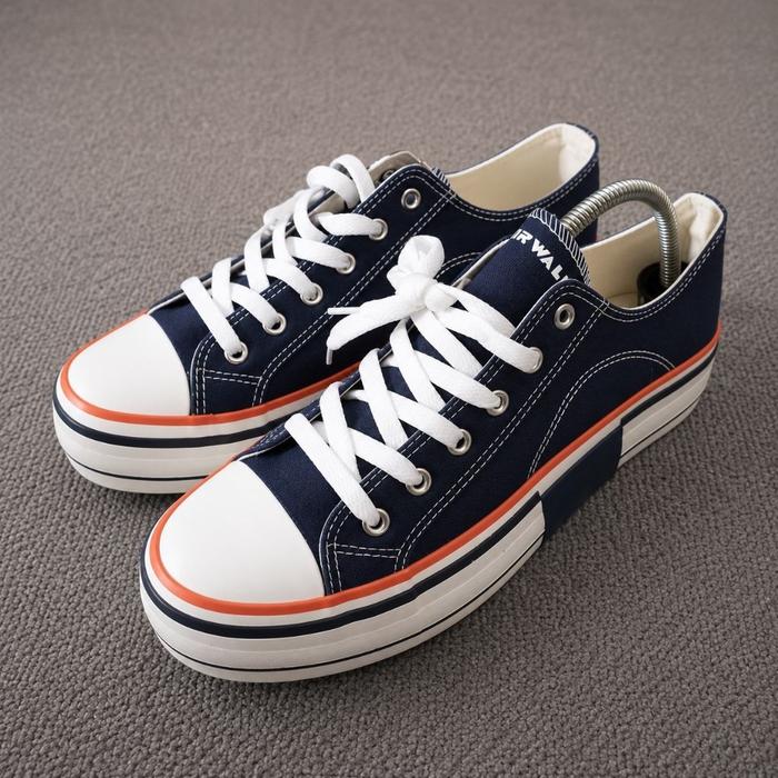 sepatu pria airwalk torrence navy barang Nos