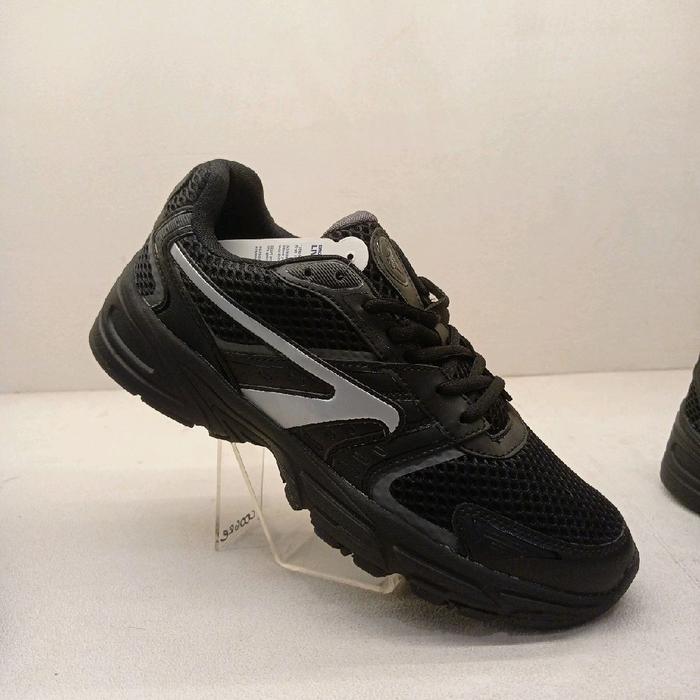 Brodo Sepatu Sneakers Ace Neptune