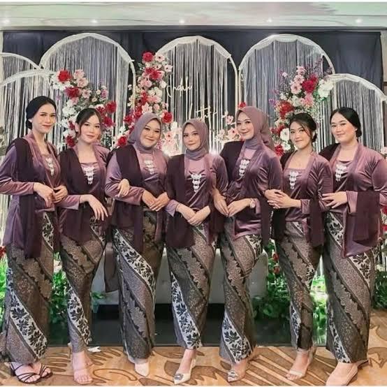 Kutubaru Beludru Bludru Murah Bahan Adem Melar Kebaya Wanita Modern Kuthu Panjang Baju Adat Kebaya J