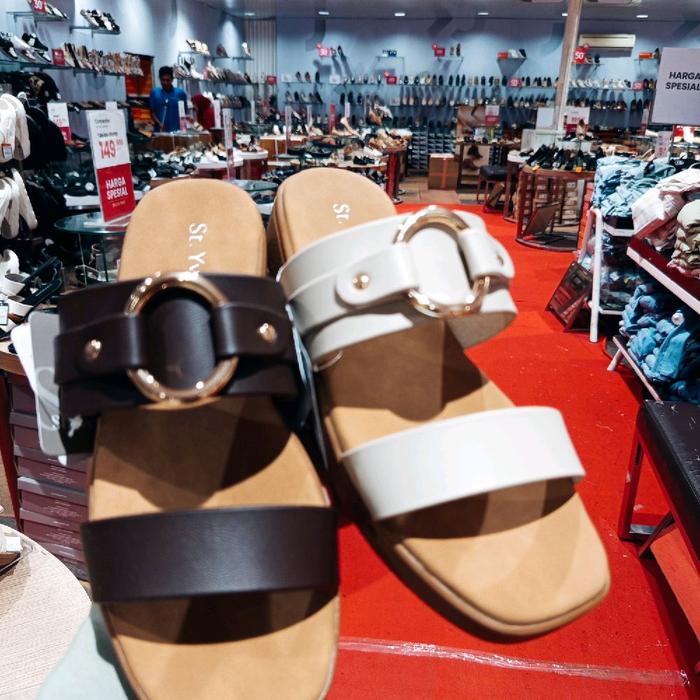 St. Yves Sandal St. Yves Ternew Ready Bisa Cod