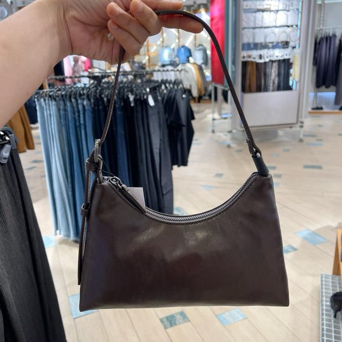 Tas Pull and Bear Woman jastip jasa titip beli