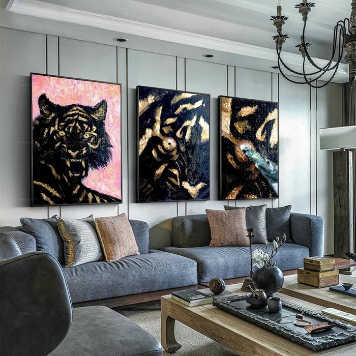 Terlaris, Home decorating heart with tiger fierce beast out of the