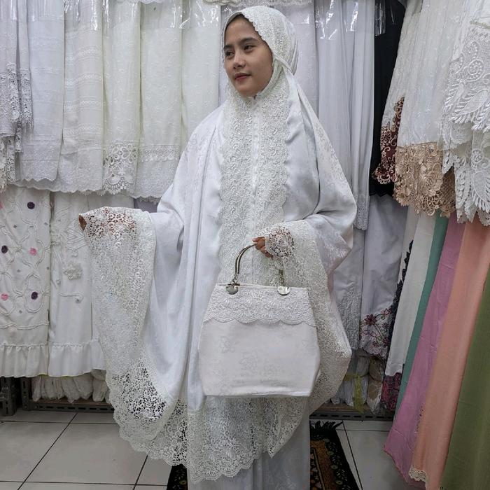 MUKENA CANTIK SESERAHAN SUTRA DOVE RENDAH KUPU-KUPU FREE TAS BEHEL