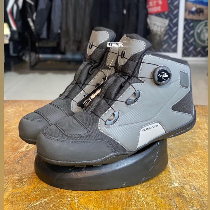 Sepatu Motor Komine BK 096 Dial Fit Waterproof Riding Shoes Grey Black Komine BK-096 Shoes