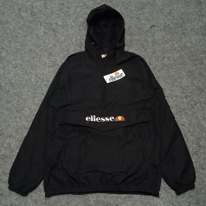 Ellesse Jaket Parasut Cagoule Elesse Bahan Semi Waterproof Ukuran M L XL Kualitas Premium Logo Bordi