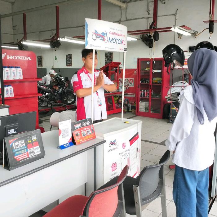 oli samping atau oli depan untuk sepeda motor honda