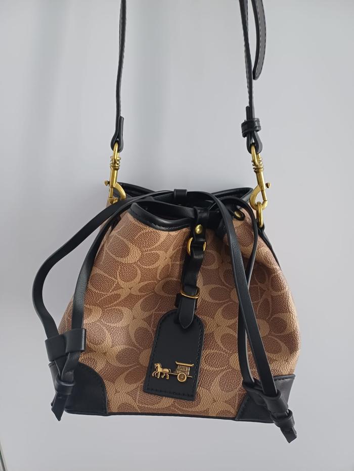 [PRELOVED] C*ach Tas Serut | Tas Selempang Wanita Import | Tas Premium Sling Bag